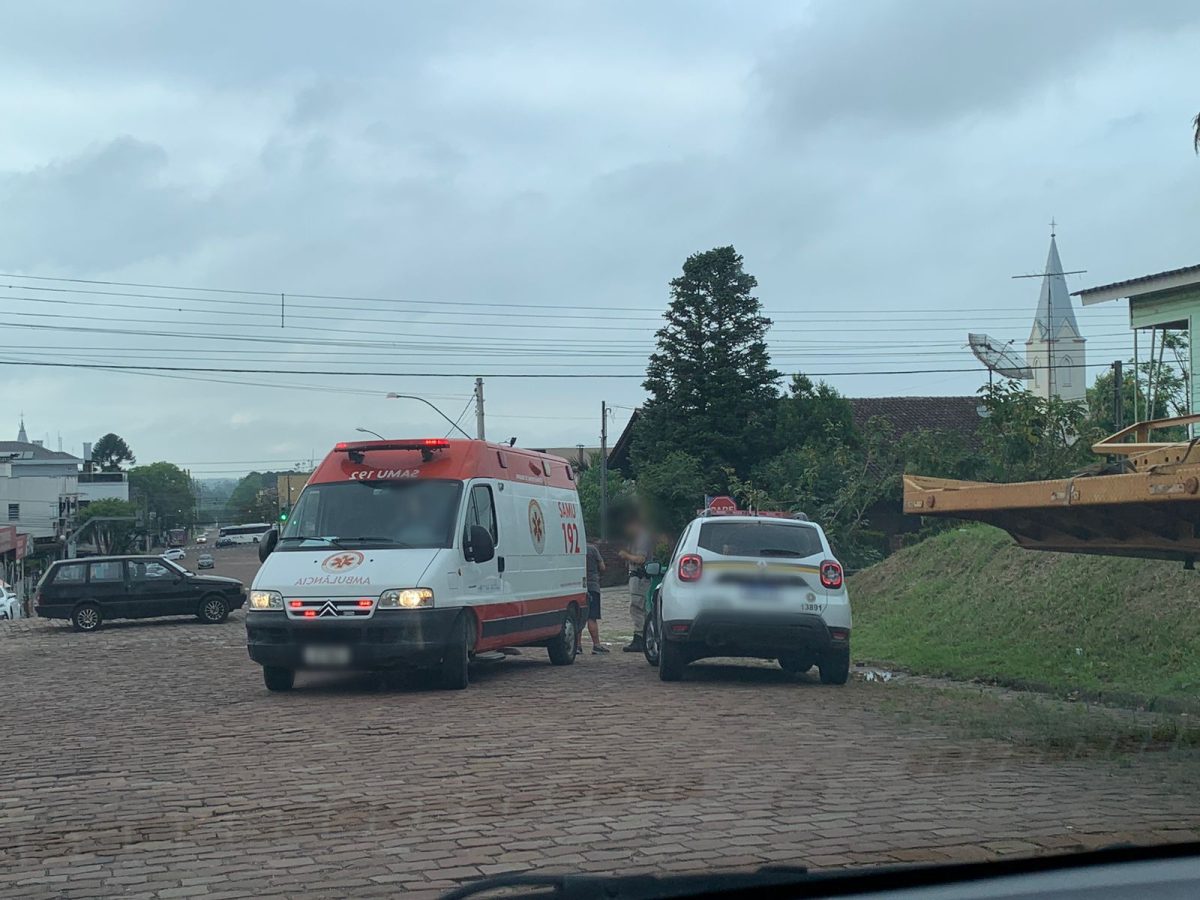 Colisão deixa motociclista ferido no Centro de Vera Cruz