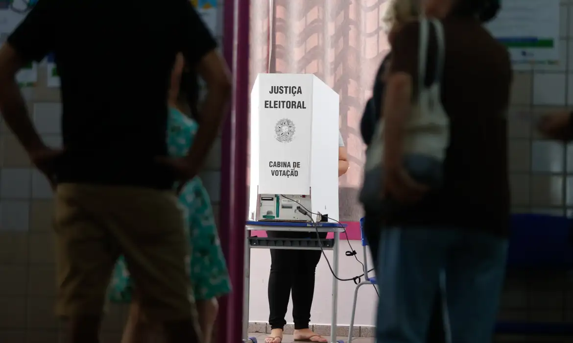 Primeiro turno teve sete vítimas de violência política por dia