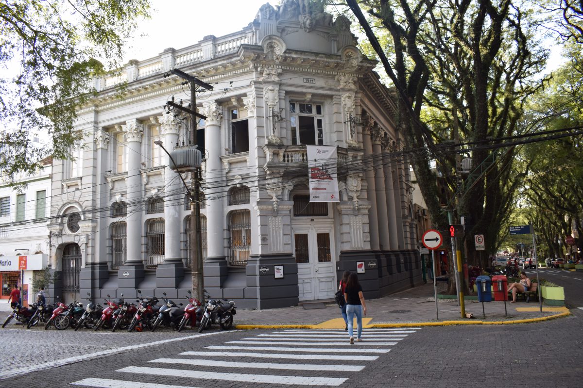 Casa das Artes Regina Simonis terá palestra e workshop de catalogação e museografia