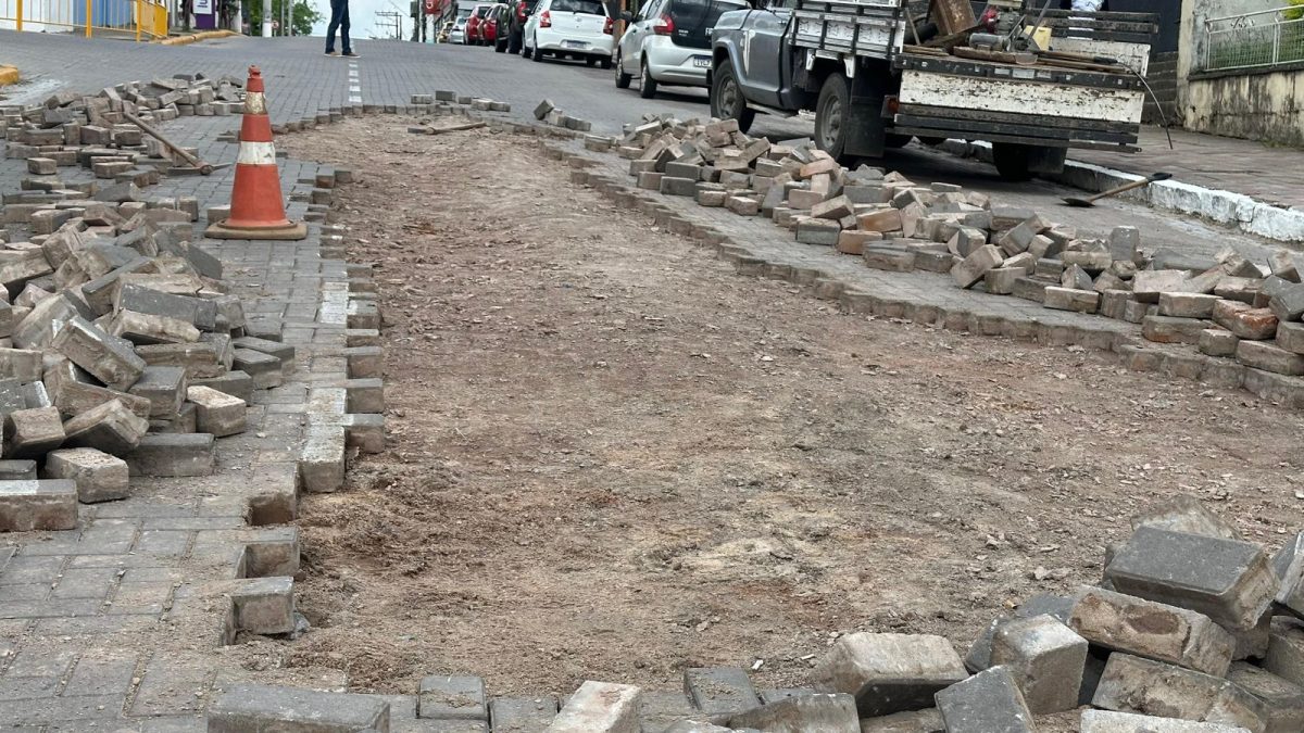 Obras alteram trânsito na Rua Andrade Neves em Rio Pardo