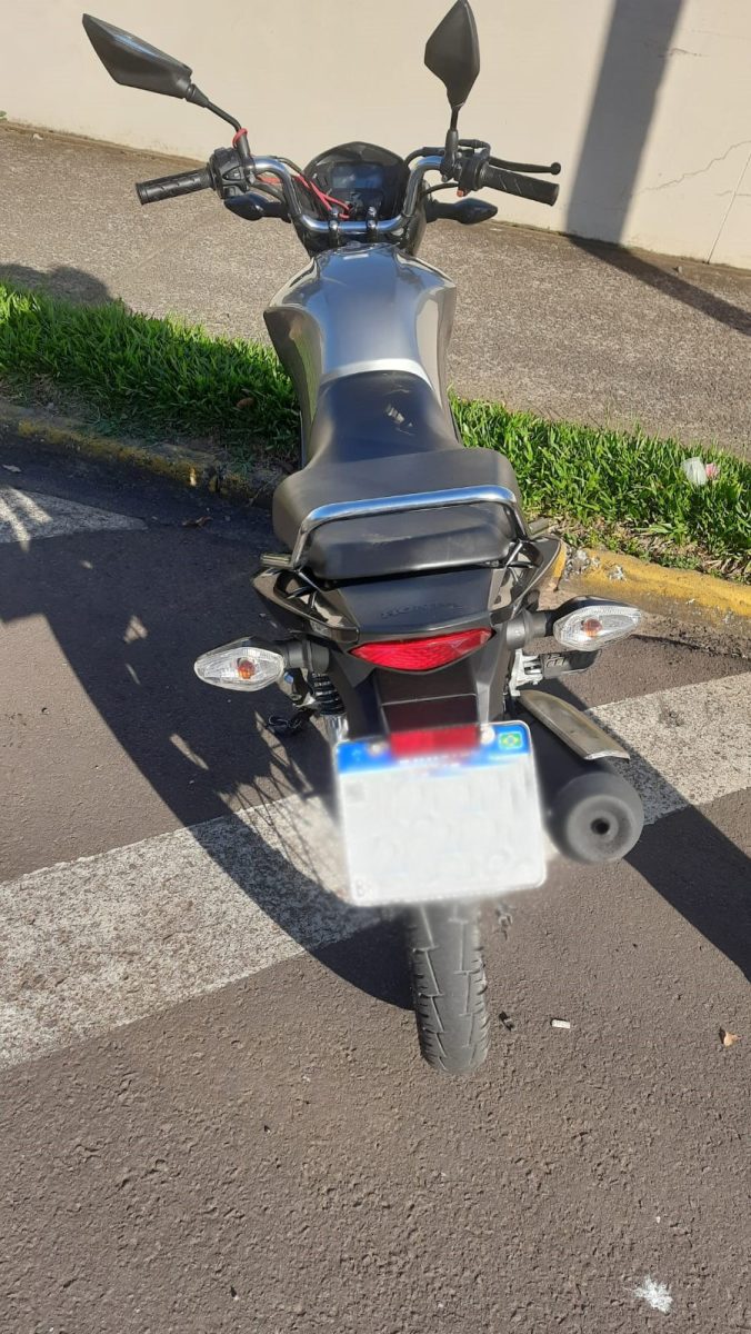 Criança é atropelada por moto na manhã desta segunda-feira