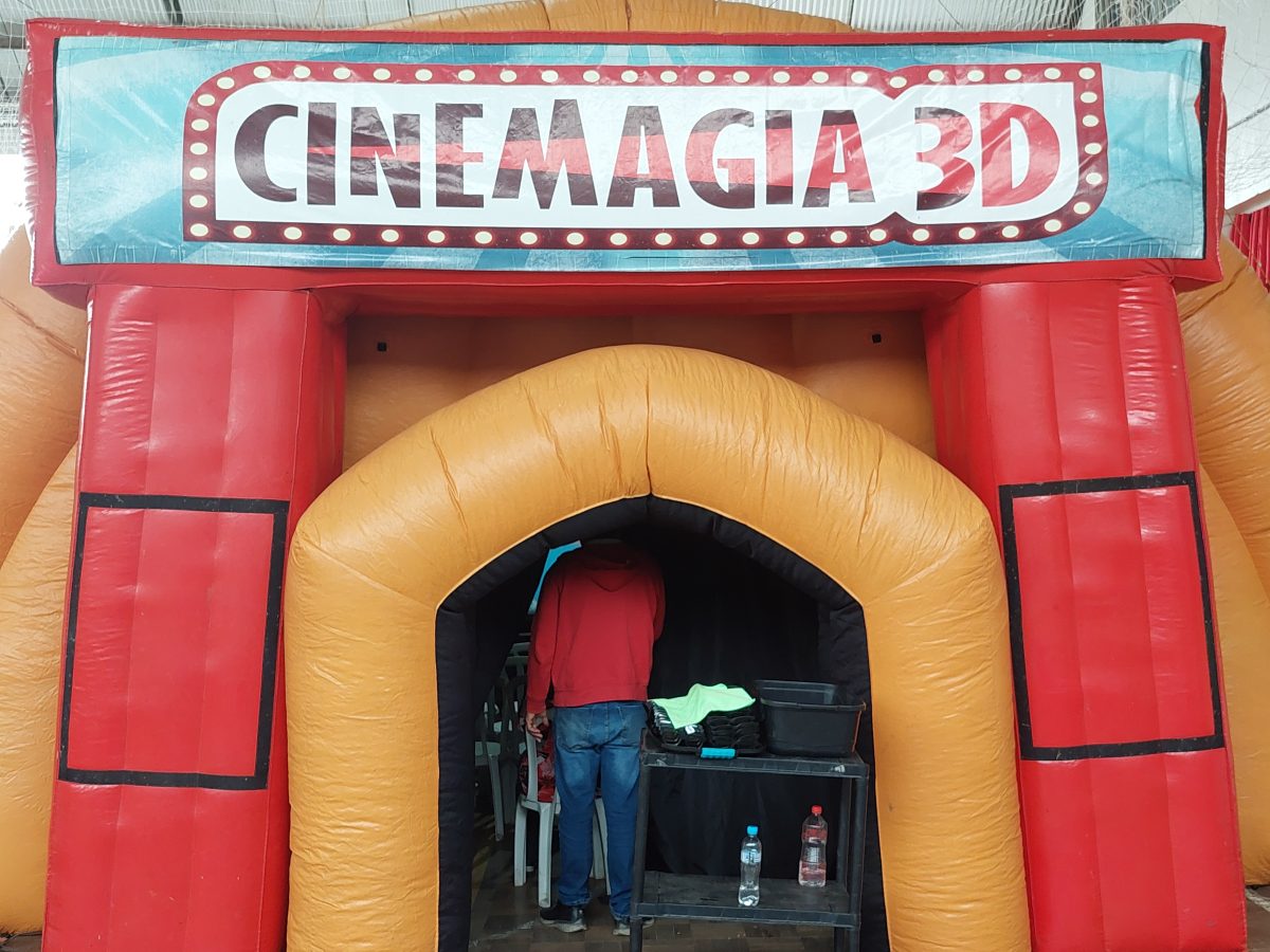 Escolas da rede municipal de Sinimbu recebem Cinemagia 3D