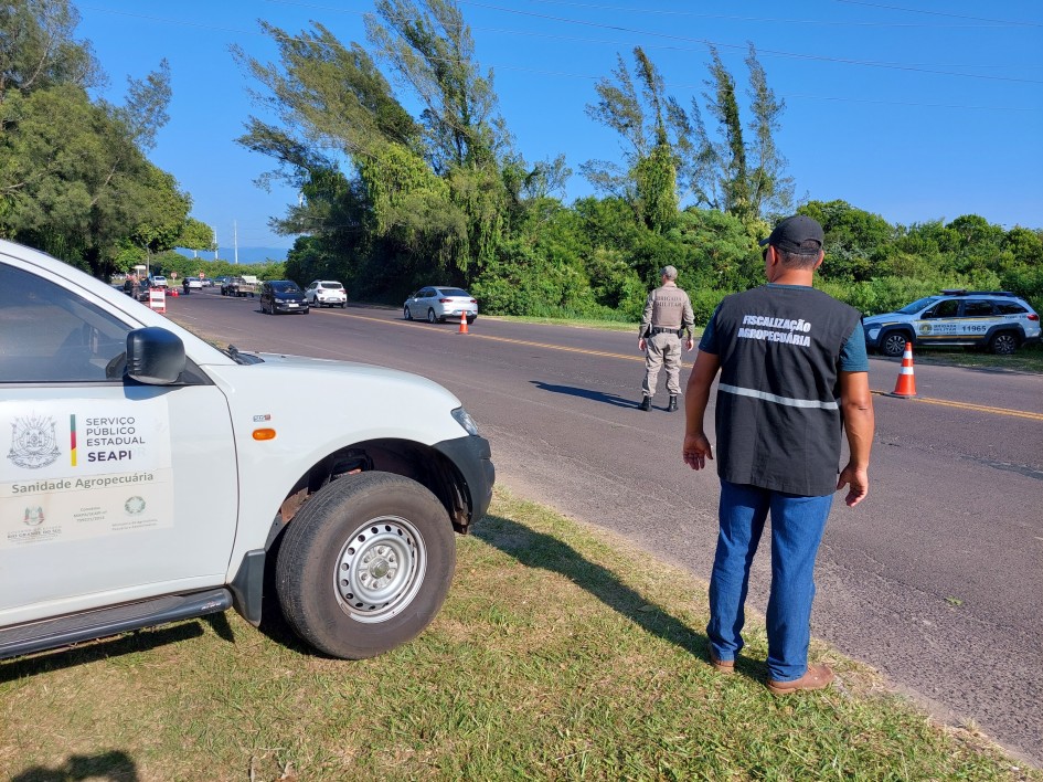 Transporte de cargas de origem animal é alvo de vistoria no Rio Grande do Sul