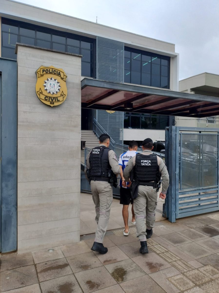 Brigada Militar prende homem com mandado de prisão em aberto em Santa Cruz