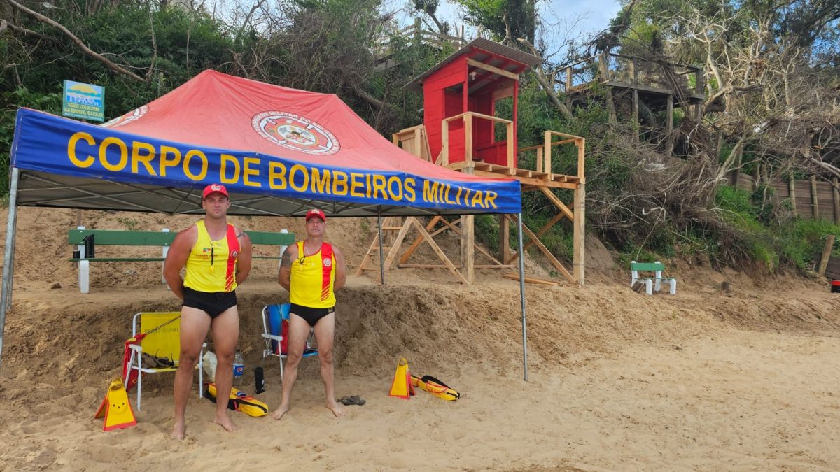 Dois guarda-vidas estão à disposição dos banhistas no Balneário Porto Ferreira