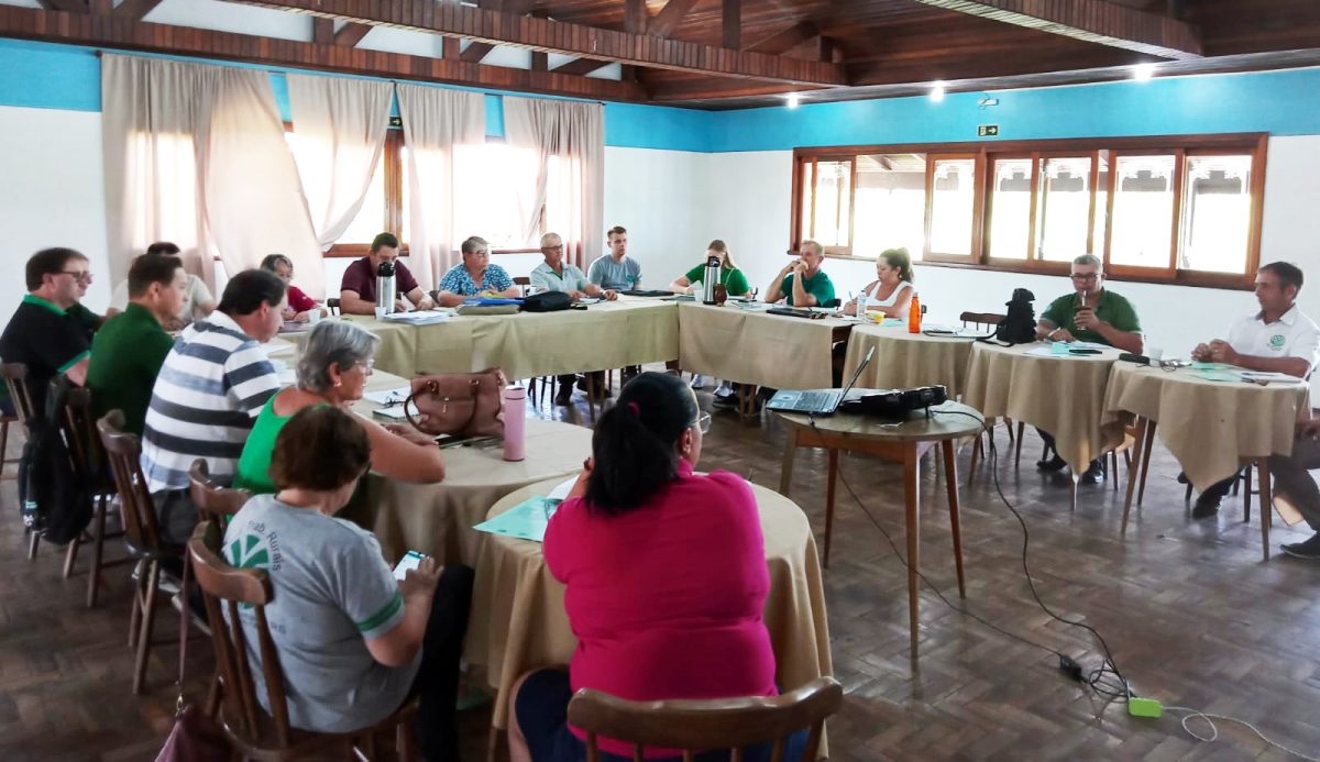 Regional Sindical inicia 2025 com planejamento e debates estratégicos