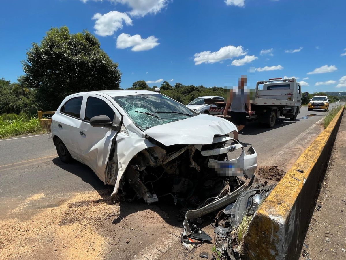 Homem fica ferido em acidente próximo ao Lago Dourado em Santa Cruz