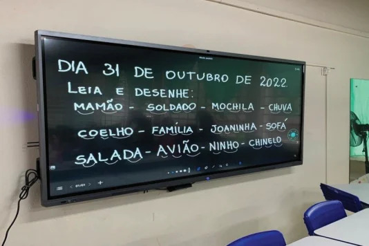 TCE-RS apura suposto sobrepreço na compra de telas interativas em Santa Cruz